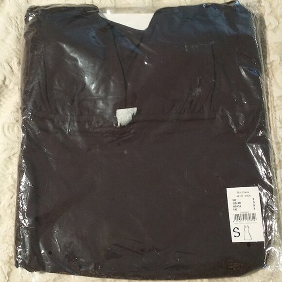 Black Midi Dress💗 - Picture 5 of 5